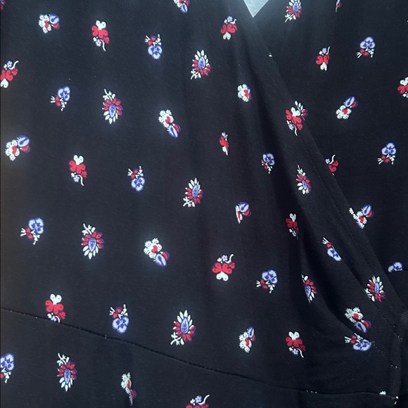 Ann Taylor Petite Floral Wrap Dress in Black - Picture 6 of 8